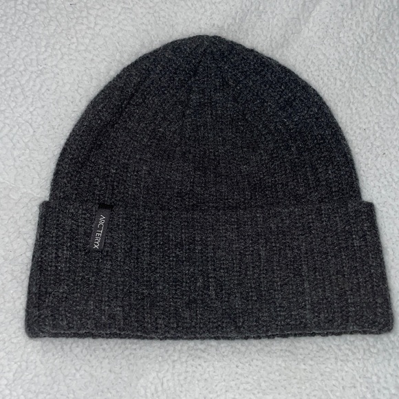 Arc'teryx Other - Arc’teryx Chunky Knit Hat